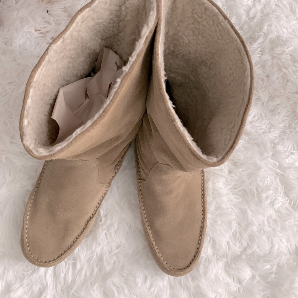 ⭐️$3⭐️ Land’s End Canvas Boots (Warm Plush Lined)